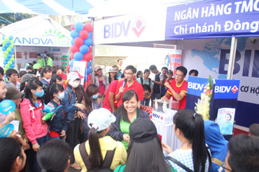 [-]Ngày[-]Hội[-]Việc[-]làm[-]ĐH[-]Nông[-]Lâm[-]TPHCM[-]2017